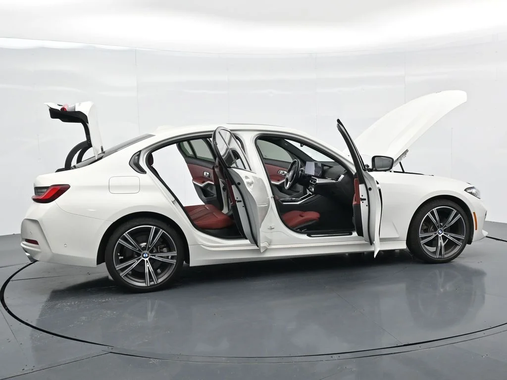 2023 BMW 3 Series 330i - Photo 20