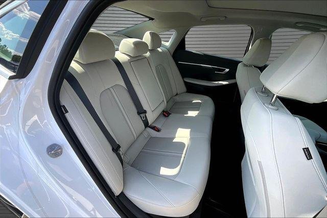 2025 Hyundai Sonata SEL - Photo 10