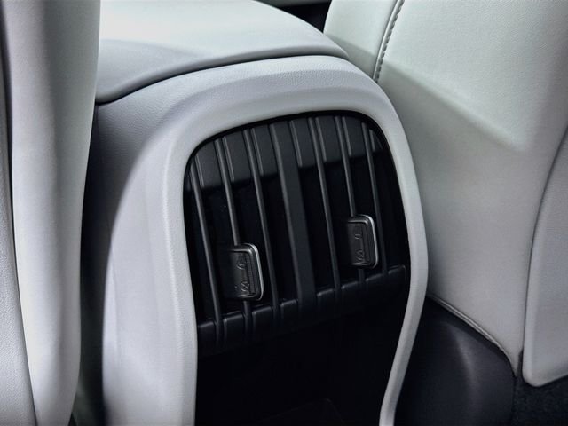2026 Hyundai Kona Limited - Photo 38