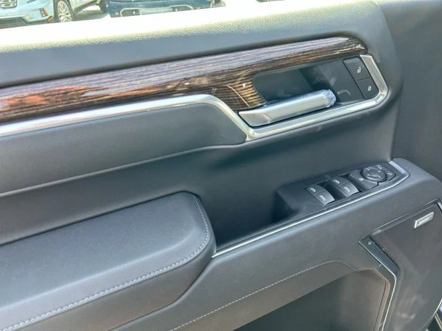 New 2026 Onyx Black GMC Elevation image 67