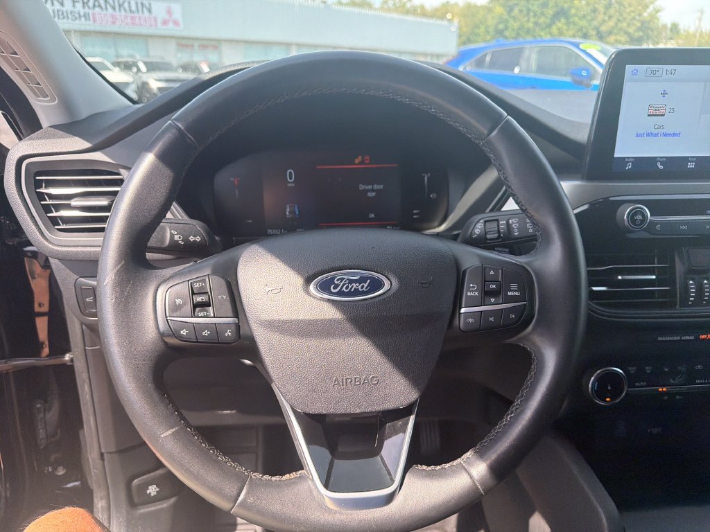 Used 2023 Black Metallic Ford Active image 17