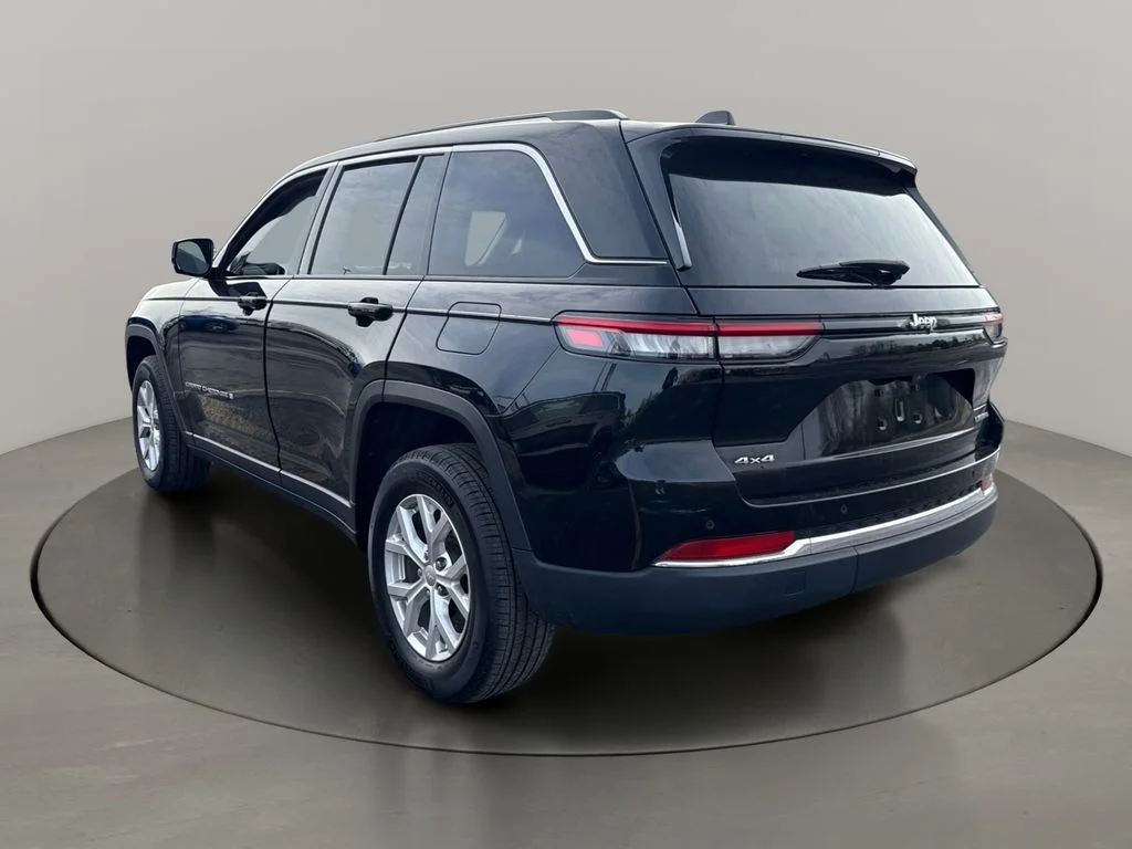 Used 2023 Black Jeep Limited image 5