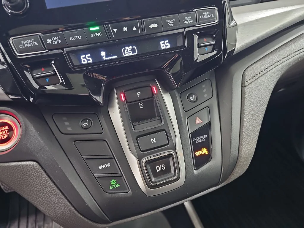 Used 2018 Black Honda EX-L image 27