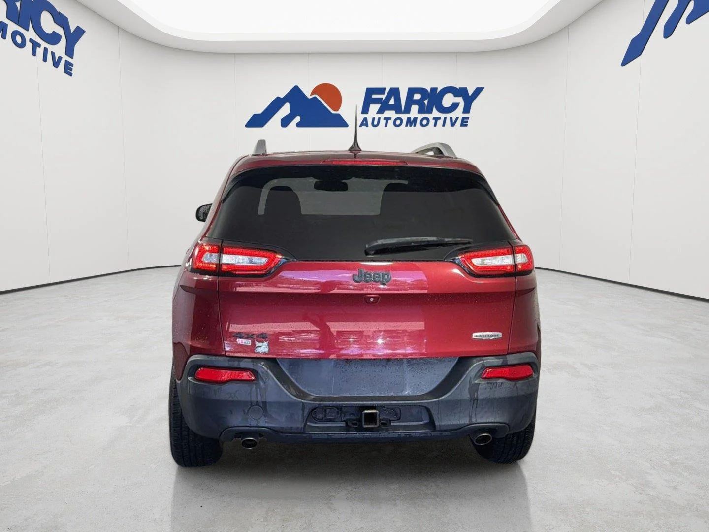 Used 2014 Deep Cherry Red Crystal Pearlcoat Jeep Latitude image 4