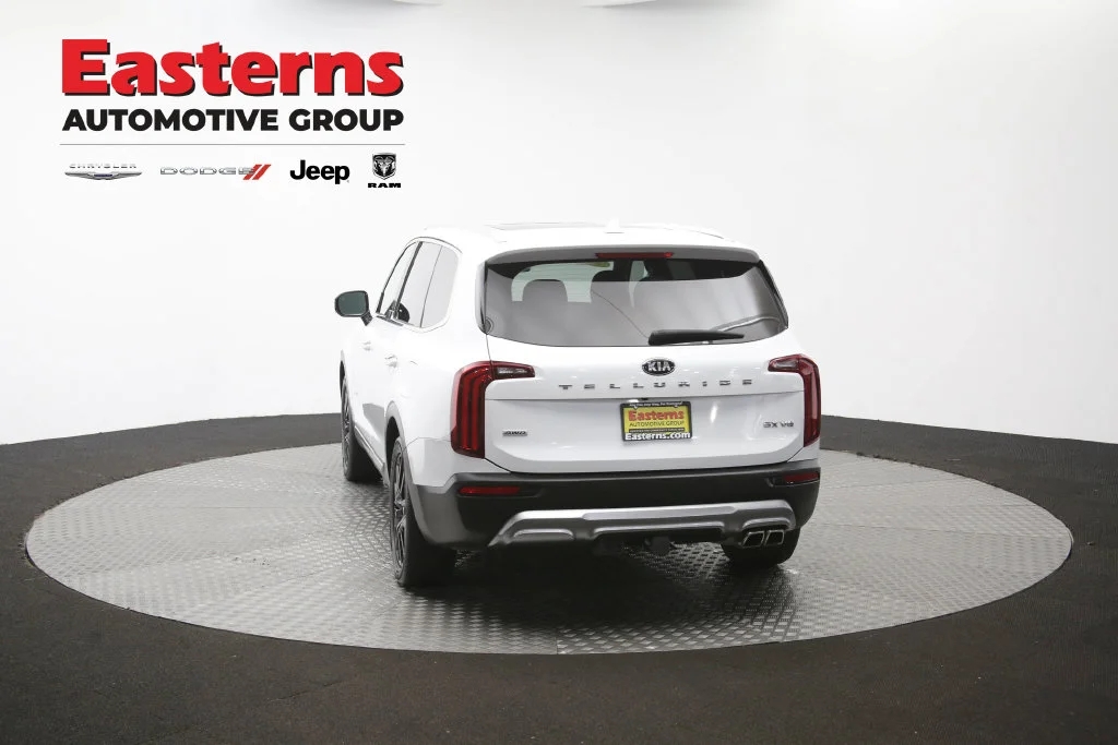 Used 2020 White Kia SX image 43