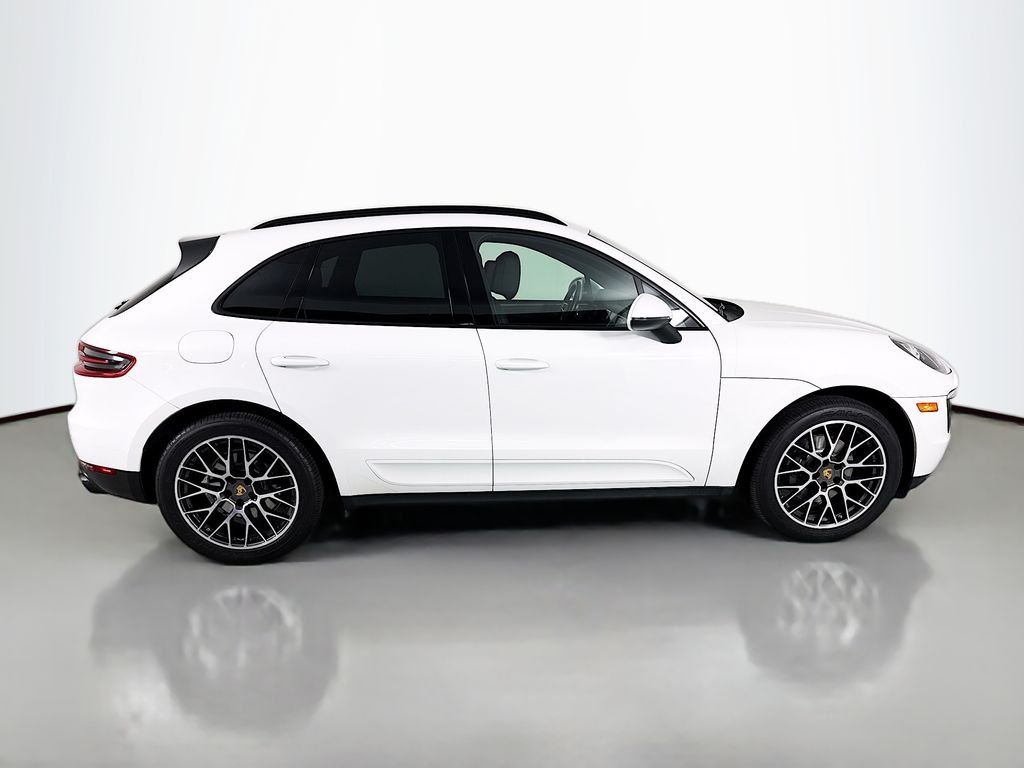 Certified Used 2018 White Porsche  image 8