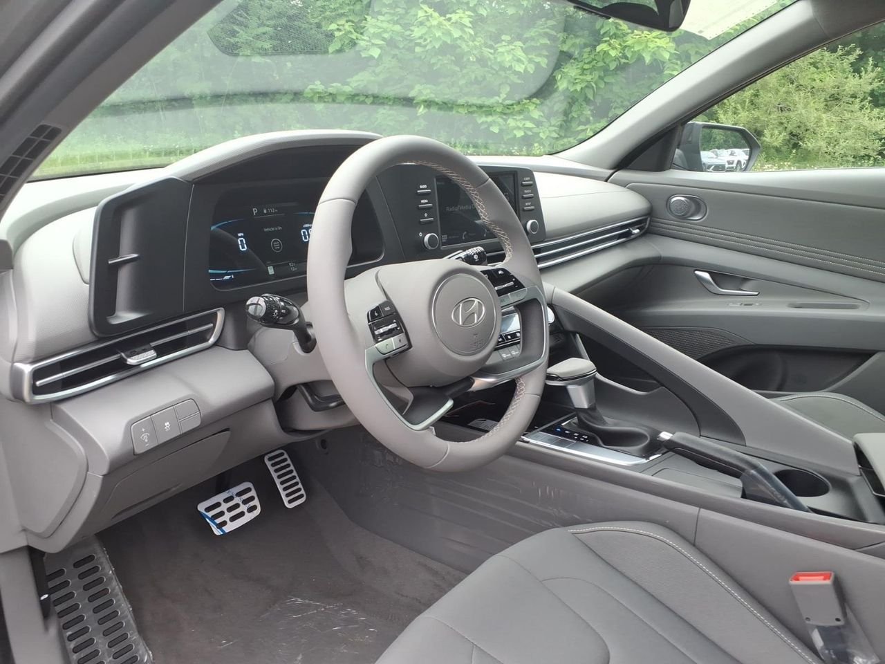 New 2026 Amazon Gray Pearl Hyundai SEL Sport image 11