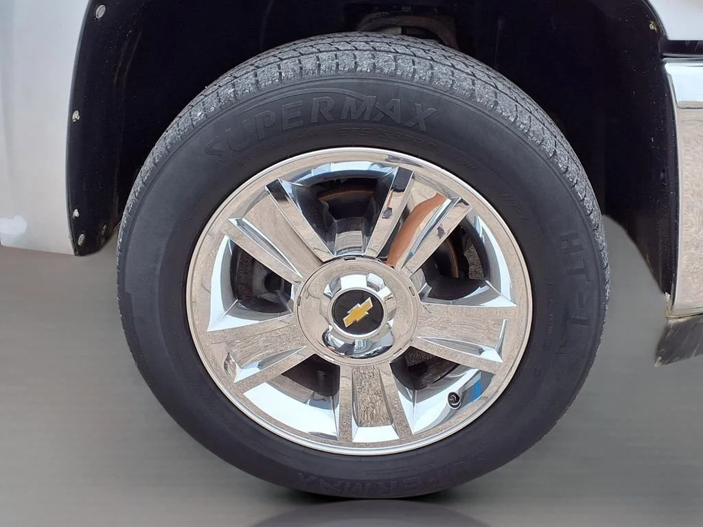 Used 2012 SILVER ICE METALLIC Chevrolet LT image 10