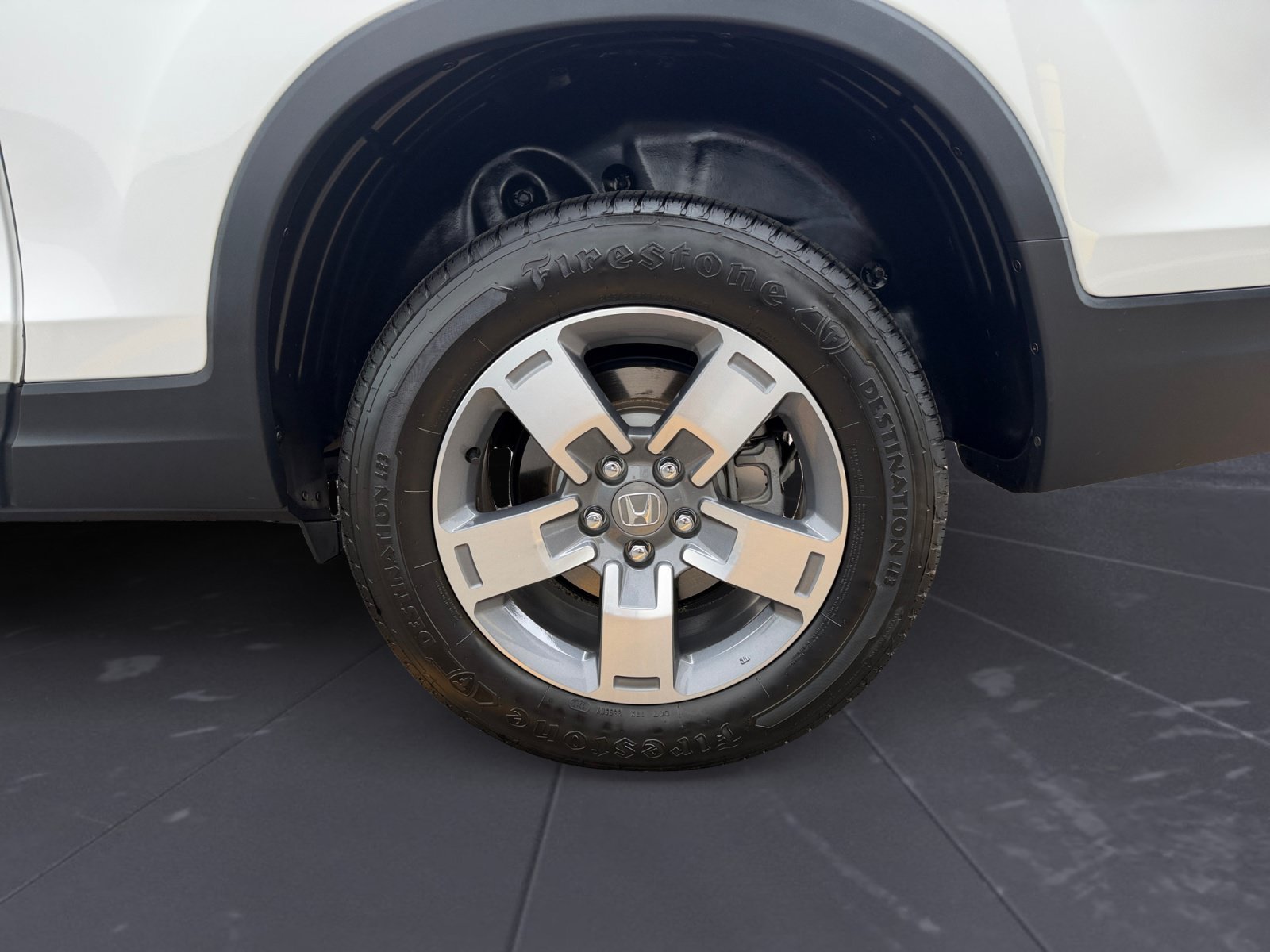 Used 2025 White Honda RTL image 46