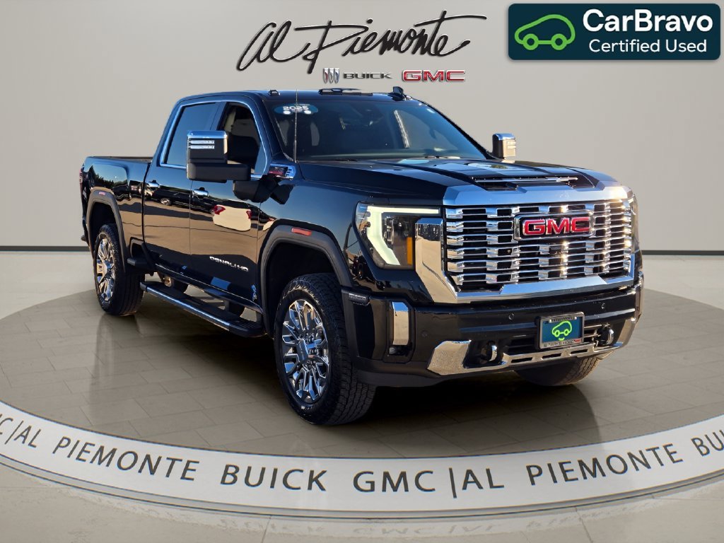 Certified Used 2025 Onyx Black GMC Denali image 1