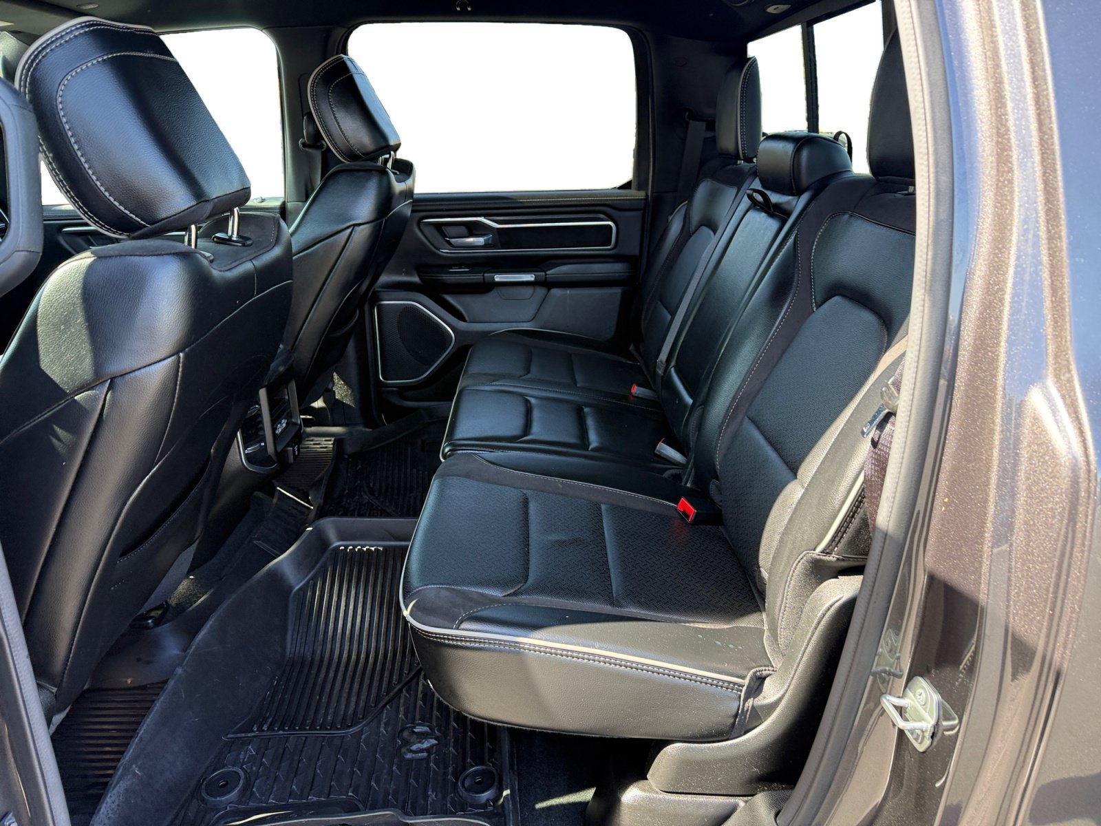 Used 2023 Crystal Metallic Ram Laramie image 16