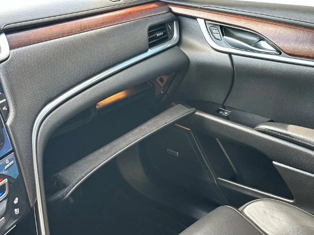 Used 2019 White Cadillac Luxury image 35