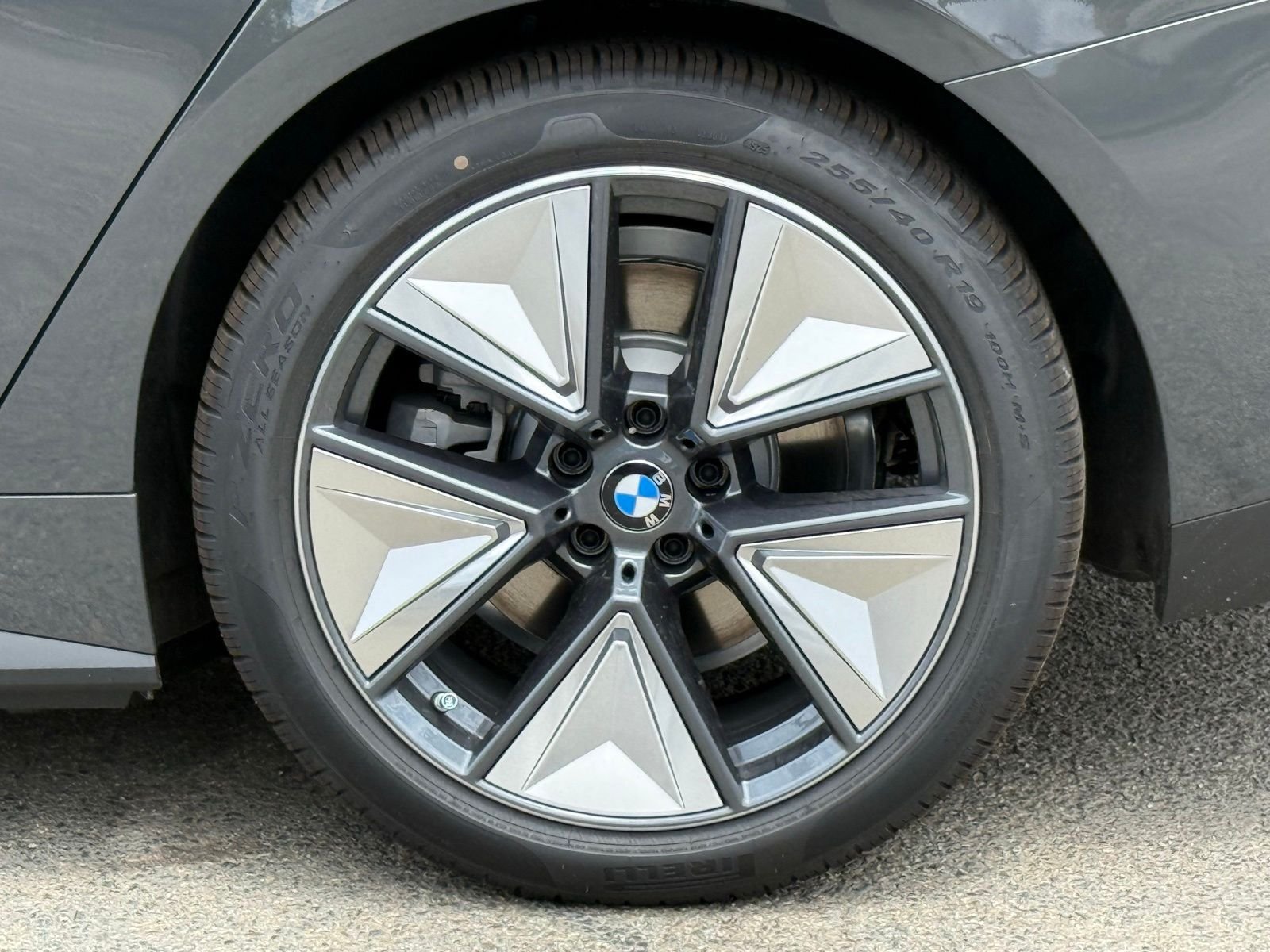 2026 BMW i4 40 - Photo 18