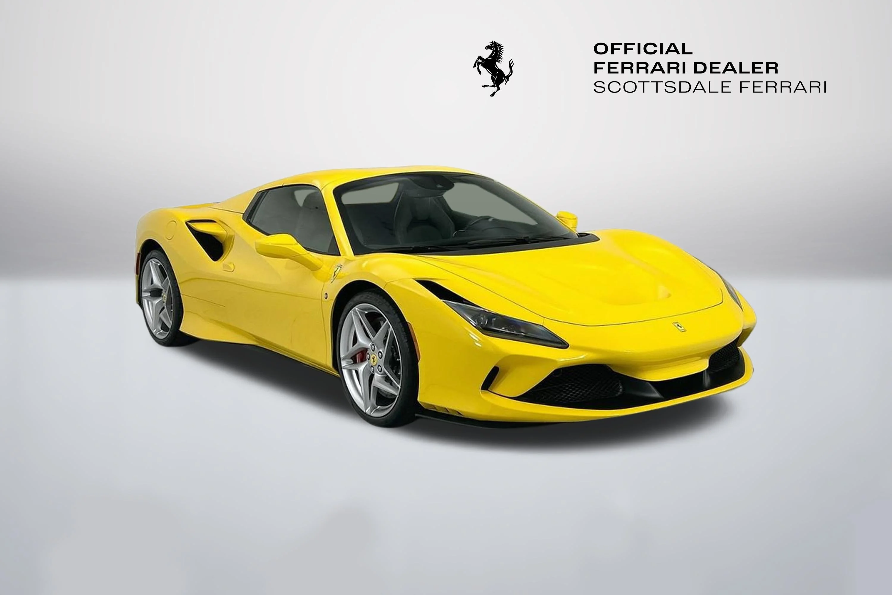 Used 2022 Giallo Modena Ferrari  image 11