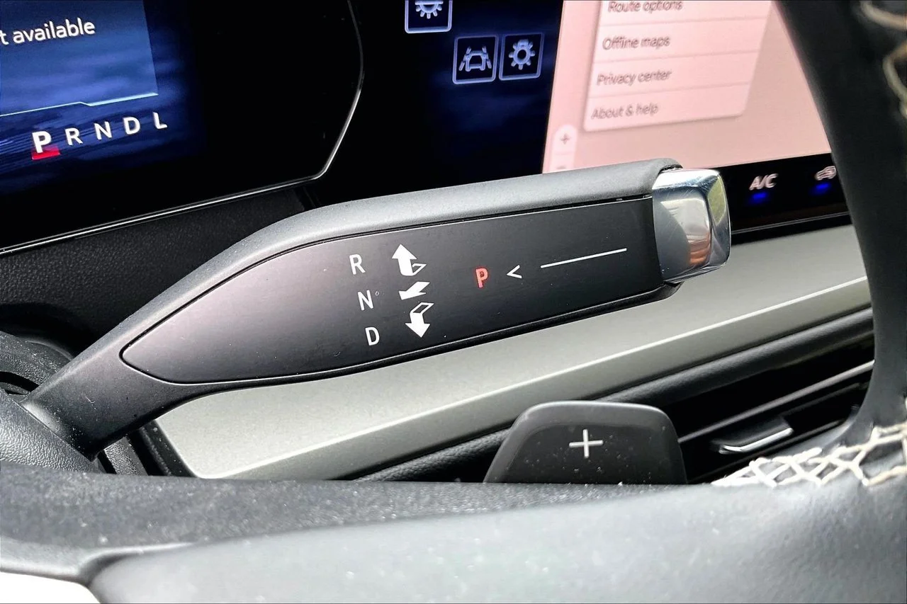 Used 2025 Black Chevrolet LT image 31
