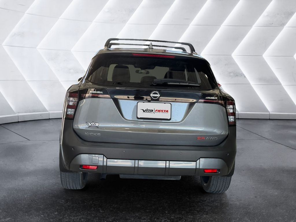 Used 2025 Gray Nissan SR image 5