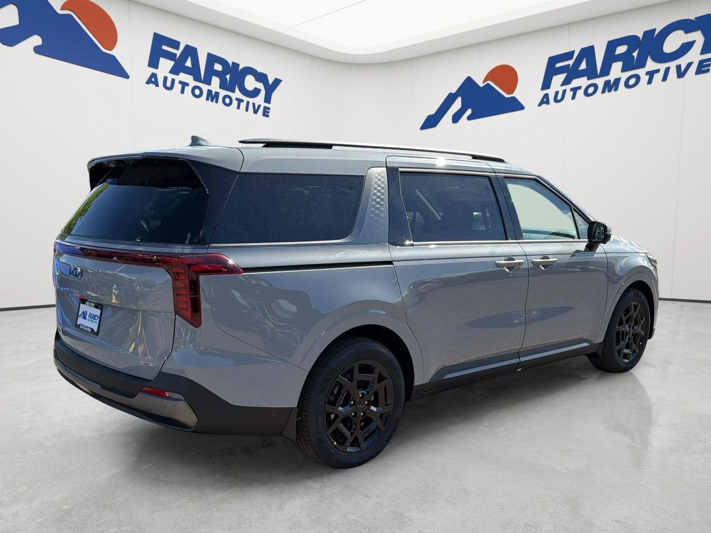 New 2026 Ceramic Silver Kia SX Prestige image 4