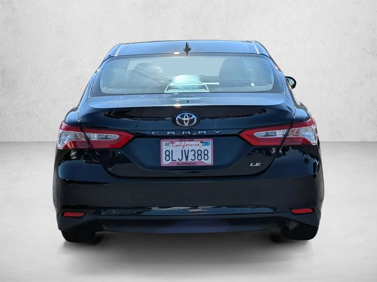 Used 2019 Galactic Aqua Mica Toyota LE image 7