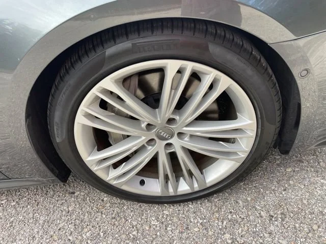 Used 2019 Daytona Gray Pearl Audi Prestige image 7