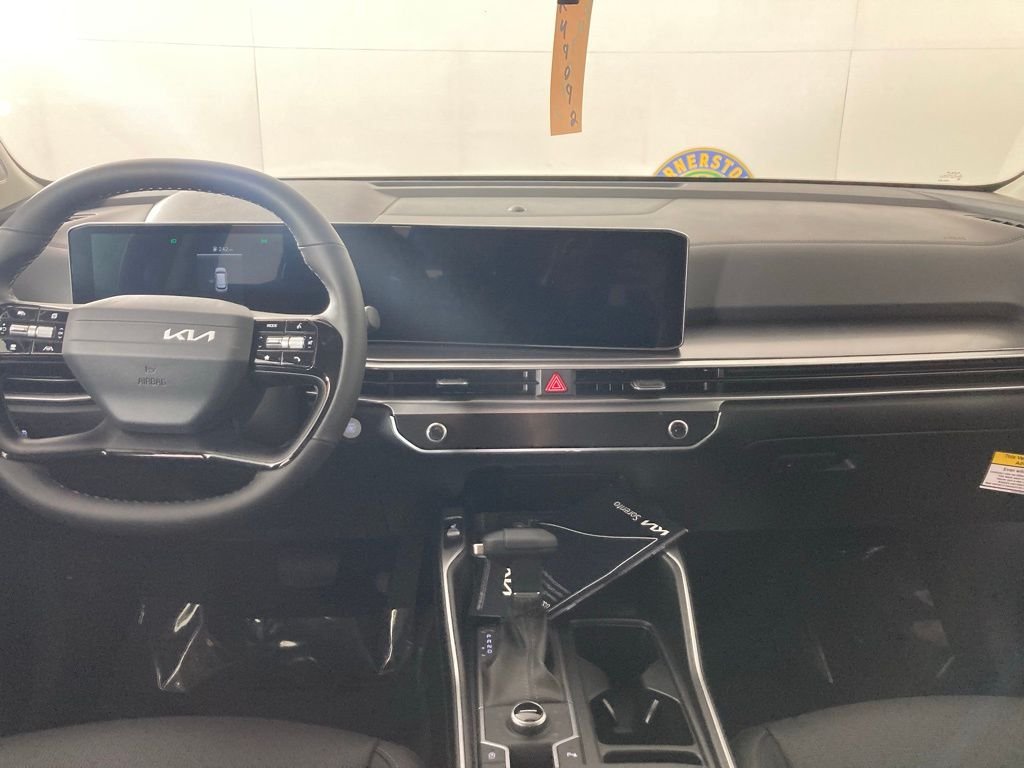 2026 Kia Sorento S - Photo 6