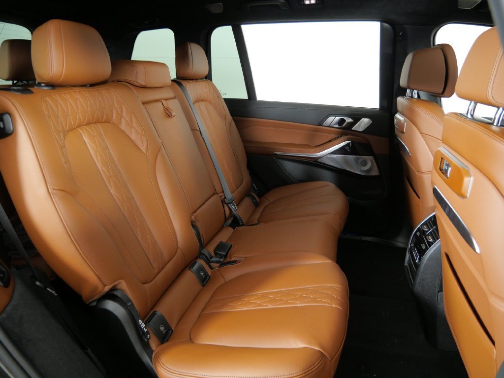 New 2027 Manhattan Green Metallic BMW xDrive40i image 27
