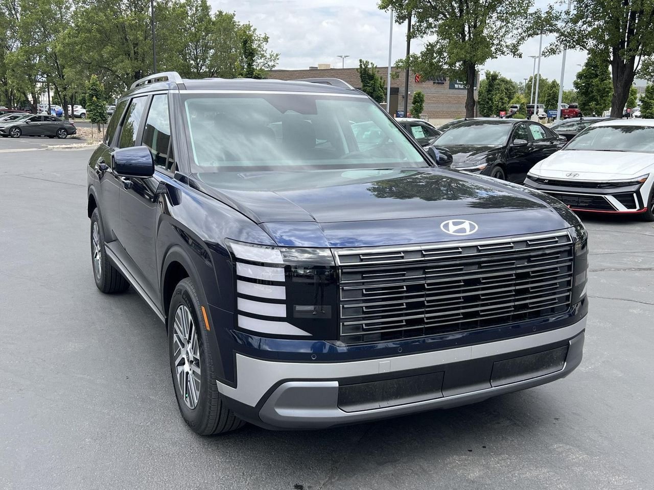 New 2026 Classy Blue Pearl Hyundai SEL 8P image 4