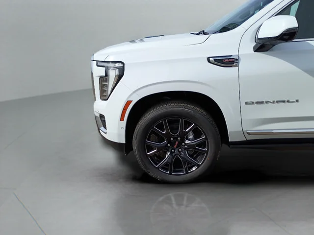 2026 GMC Yukon Denali - Photo 33