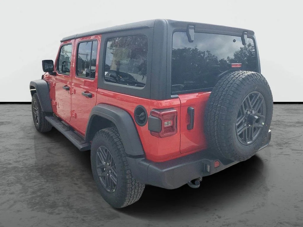 New 2025 Firecracker Red Clear-Coat Exterior Paint Jeep Sport S image 3