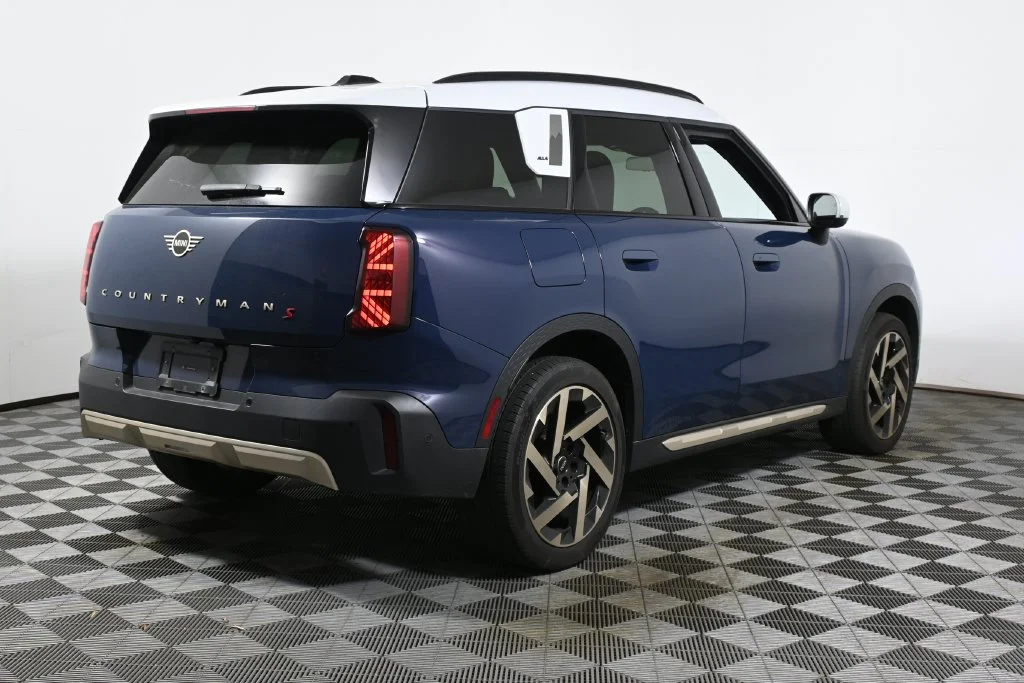 Used 2025 Blue MINI  image 11
