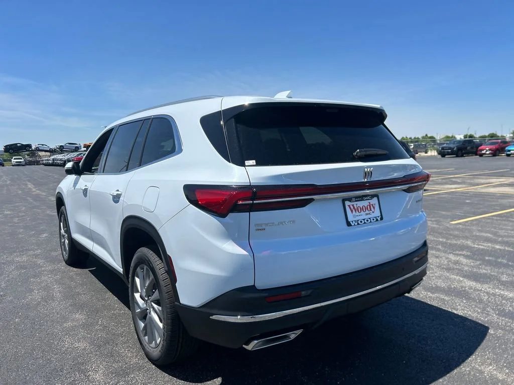 2026 Buick Enclave Preferred - Photo 10