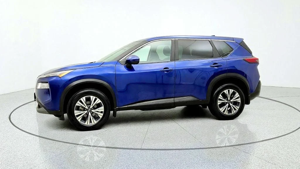 Used 2023 Caspian Blue Metallic Nissan AWD SV image 8