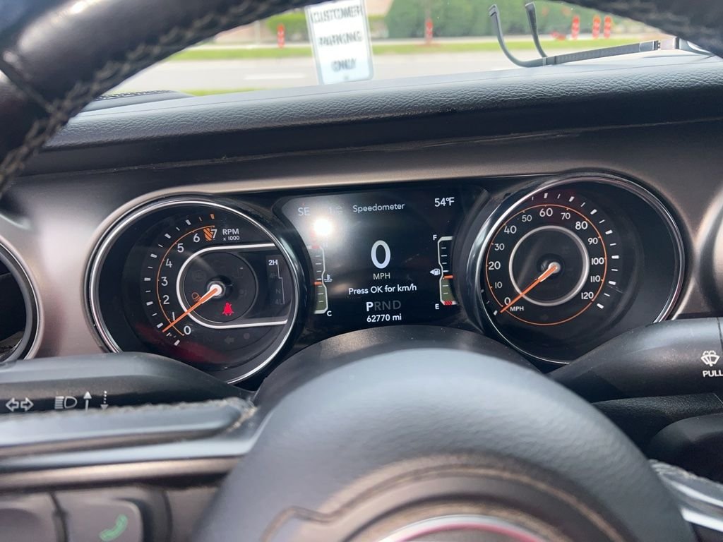 Used 2021 Jeep Gladiator WILLYS with VIN 1C6HJTAG6ML522995 for sale in Kansas City