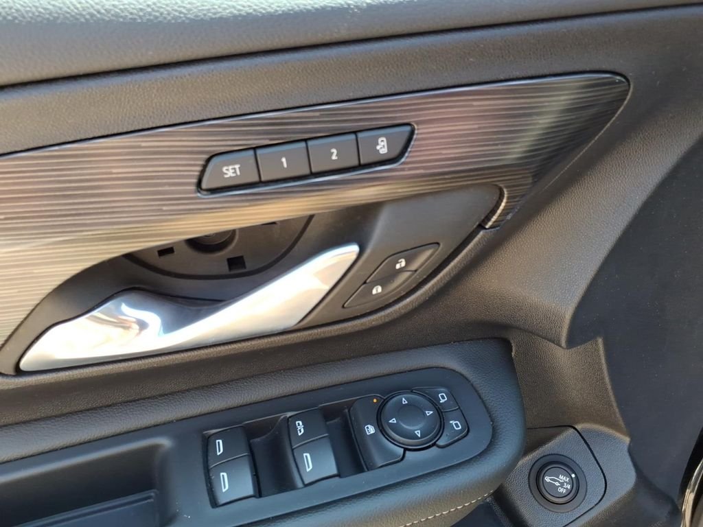 Used 2024 Black GMC SLT image 15