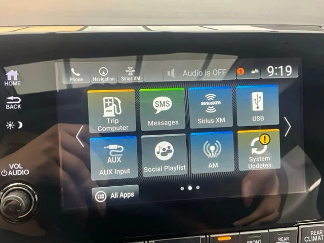 Used 2022 Gray Honda Touring image 13