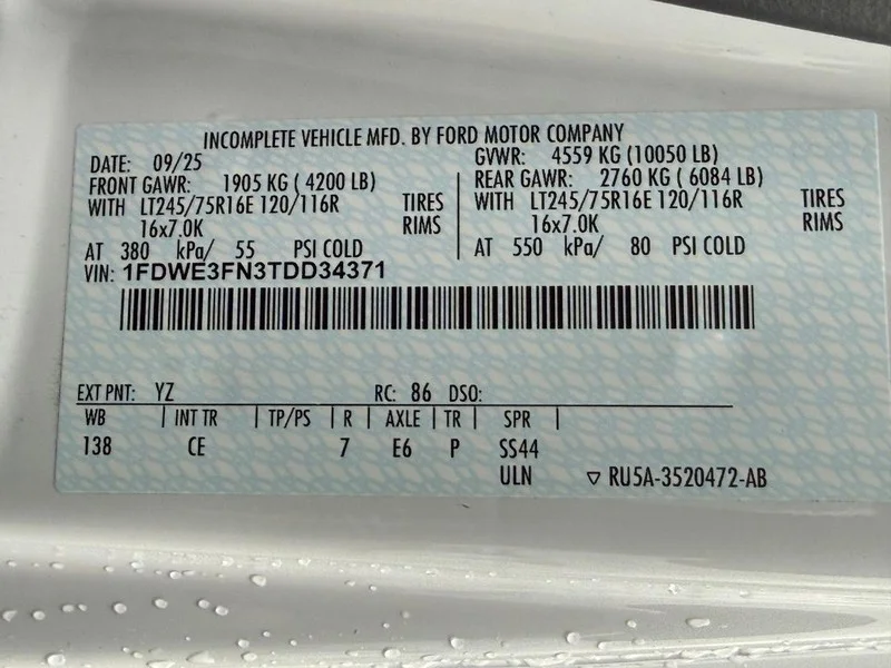 New 2026 Oxford White Ford SRW KUV image 19