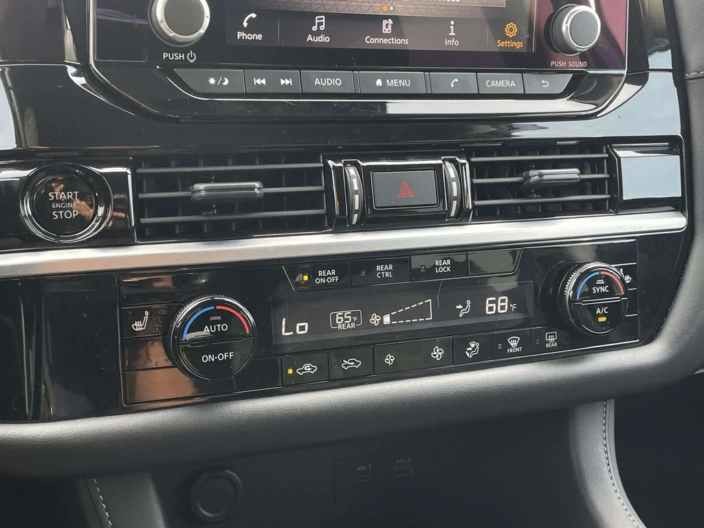 2025 Nissan Pathfinder SV - Photo 19