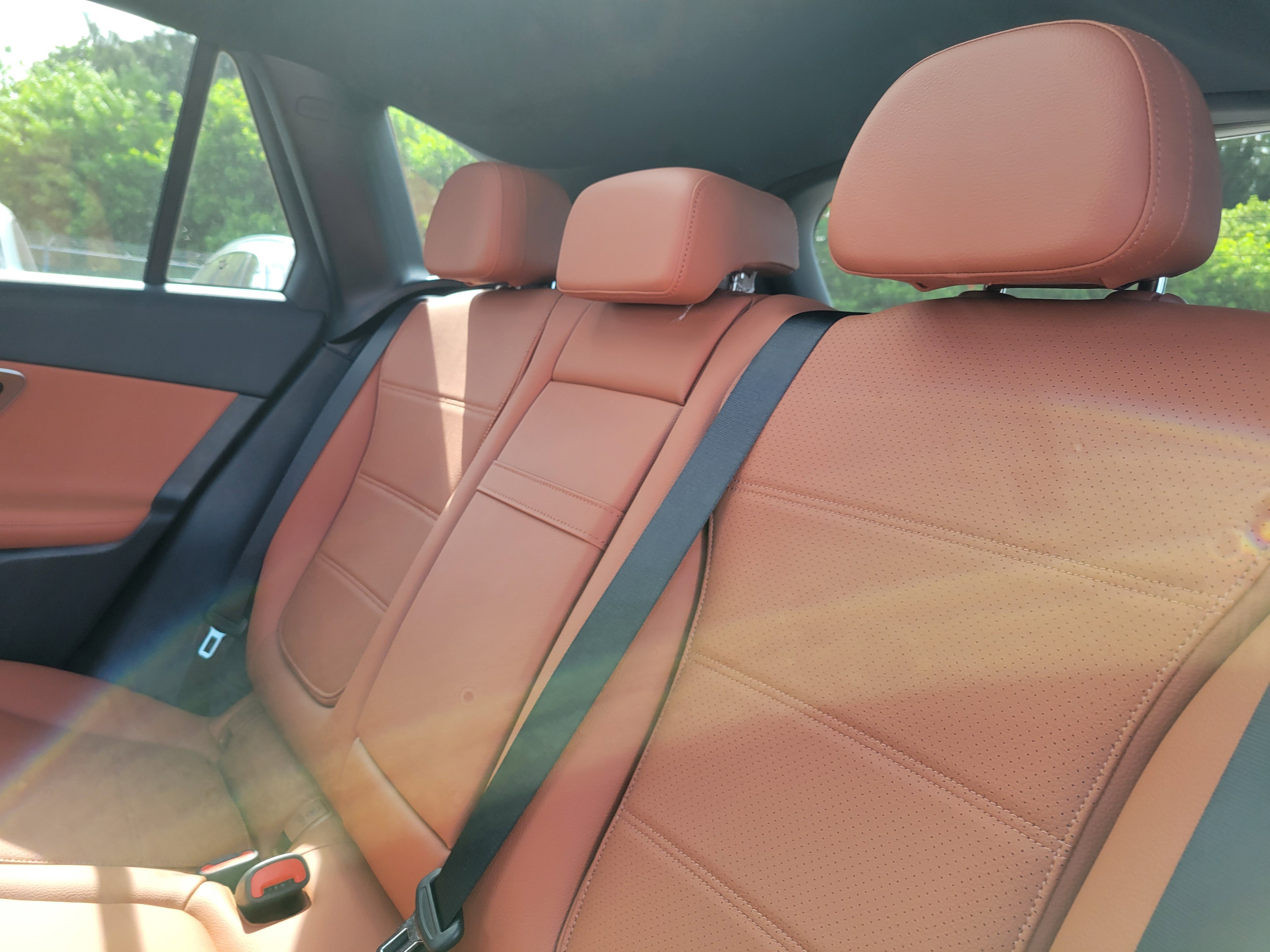New 2026 Cirrus Silver Metallic Mercedes-Benz GLC 300 image 33