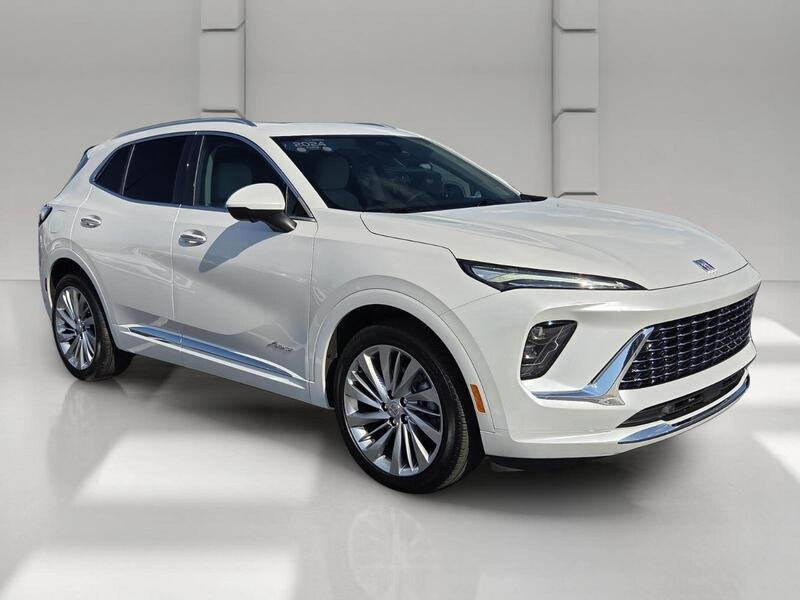 Used 2024 White Frost BUICK AWD 4DR AVENIR image 7