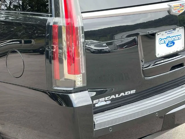 Used 2016 Black Raven Cadillac Premium image 10