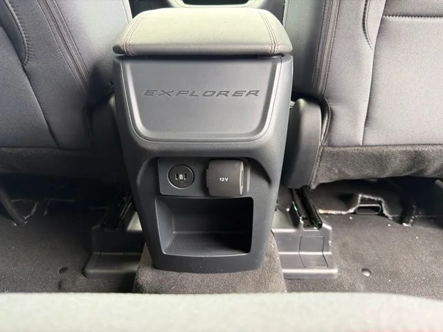 New 2026 Agate Black Metallic Ford Active image 4