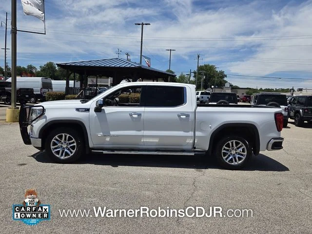 Used 2022 White GMC SLT image 4