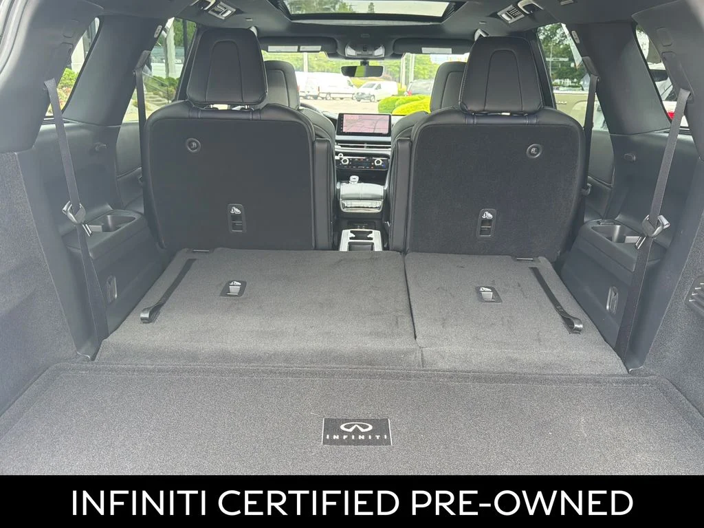 Certified Used 2026 Radiant White INFINITI SPORT image 32