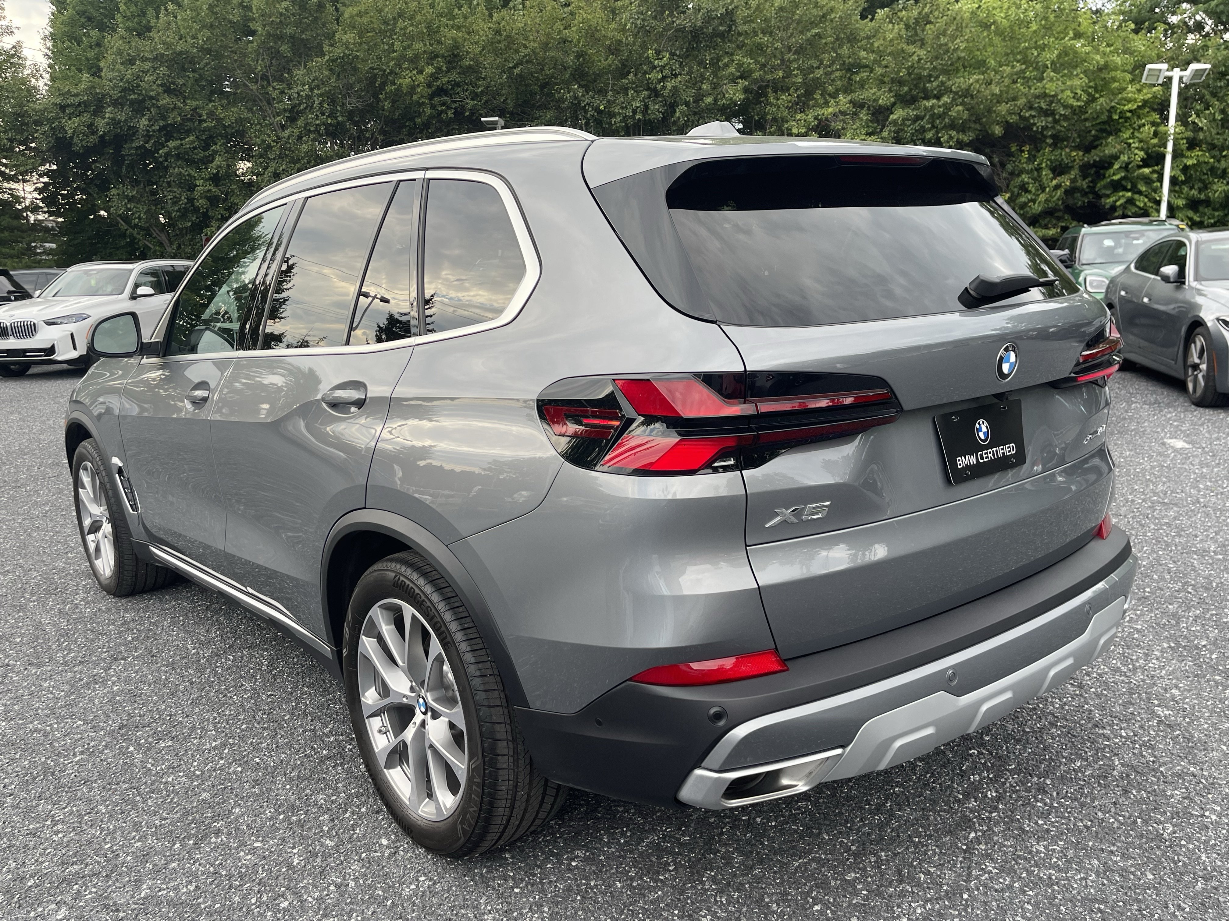 Certified Used 2025 Skyscraper Grey Metallic BMW xDrive40i image 5