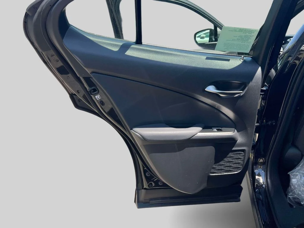 2026 Lexus UX Hybrid 300h Premium - Photo 14