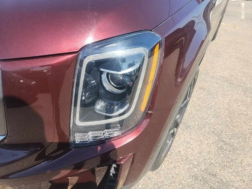 Used 2020 Purple Kia LX image 5