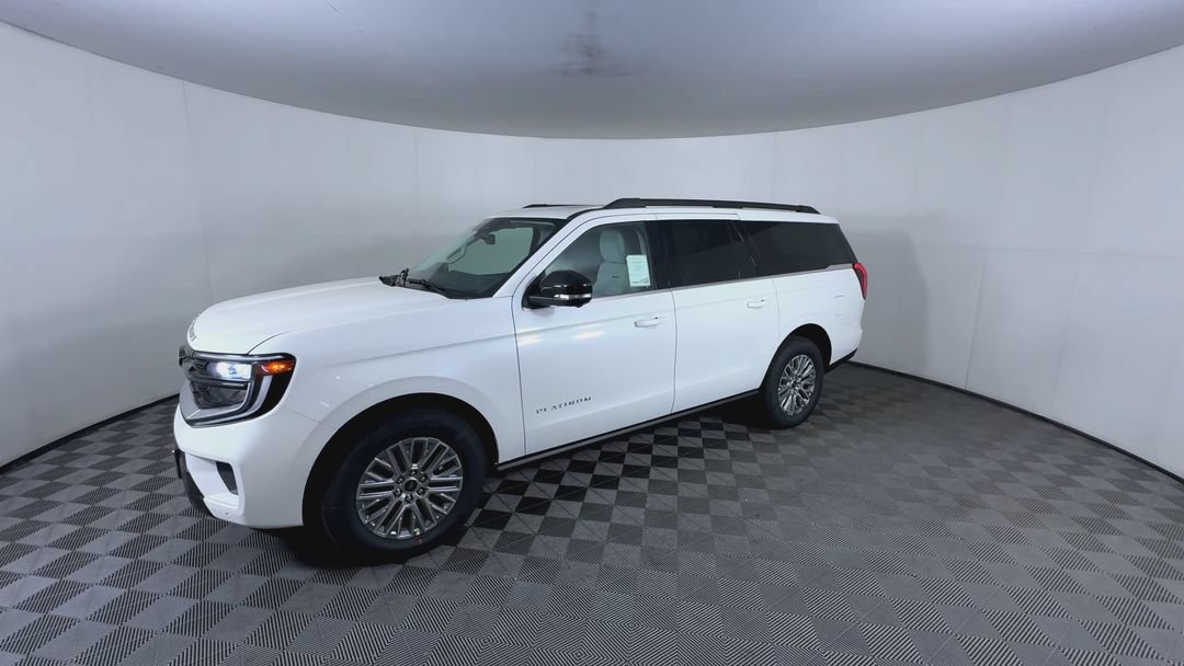 New 2027 Star White Metallic Tri-Coat Ford Platinum image 4