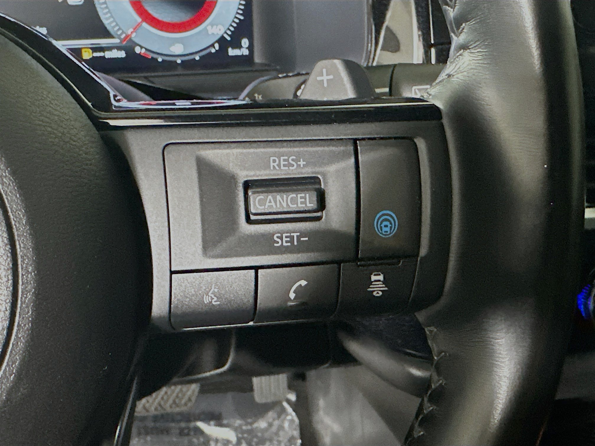 2024 Nissan Pathfinder Platinum - Photo 17