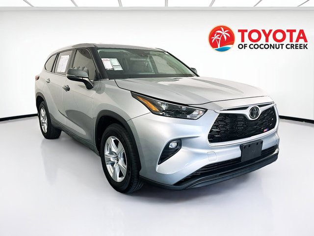 2023 Toyota Highlander LE