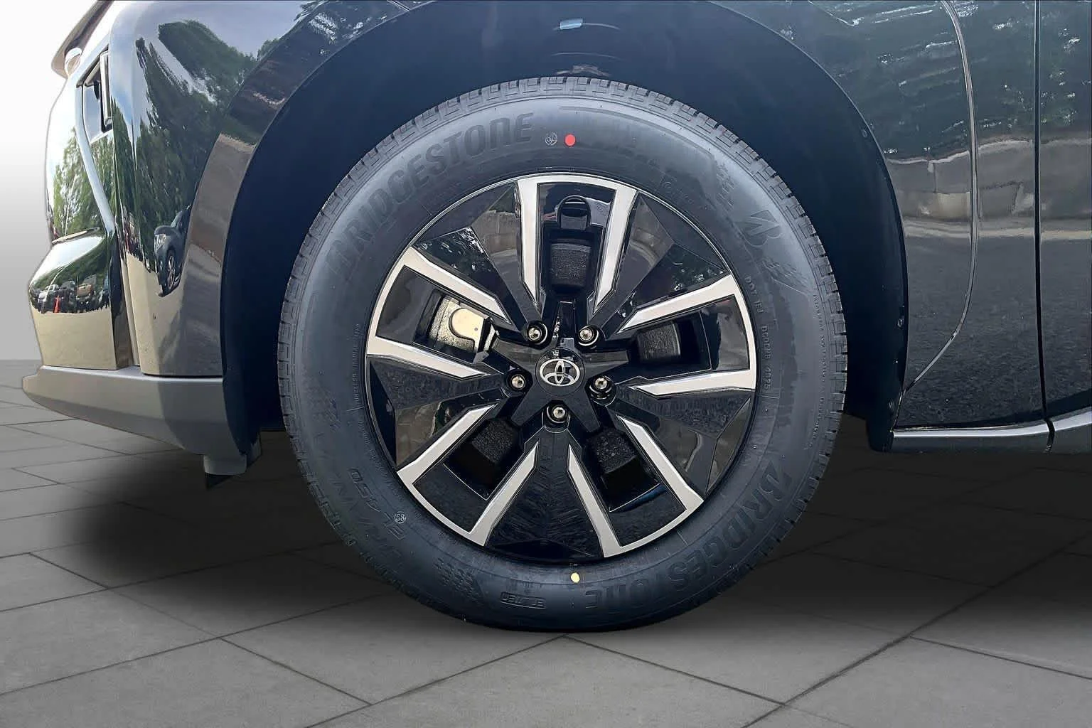 2026 Toyota bZ XLE - Photo 11