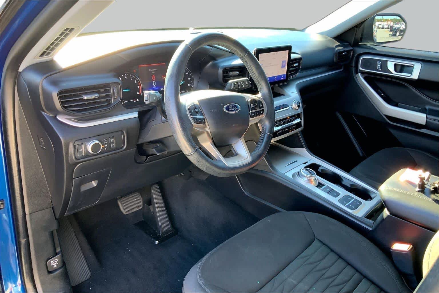 Used 2021 Atlas Blue Metallic Ford XLT image 16